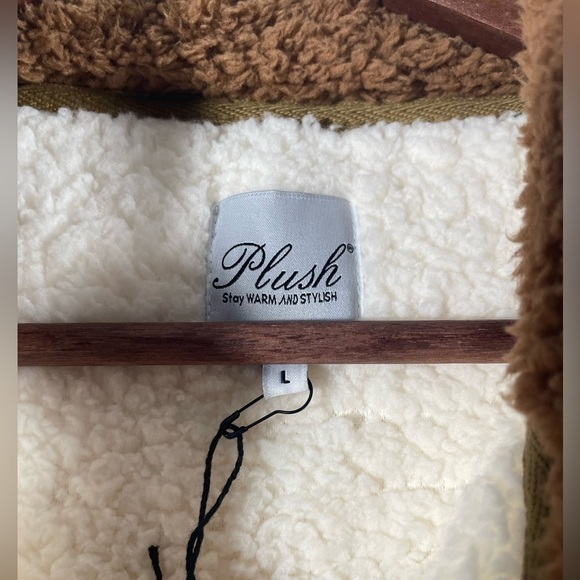 REVOLVE x Plush Sherpa Full Zip Jacket Womens Removable Hood Outerwear Sz Large - Picture 7 of 13